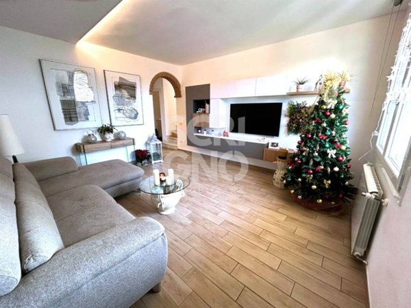 casa indipendente in vendita a Larciano