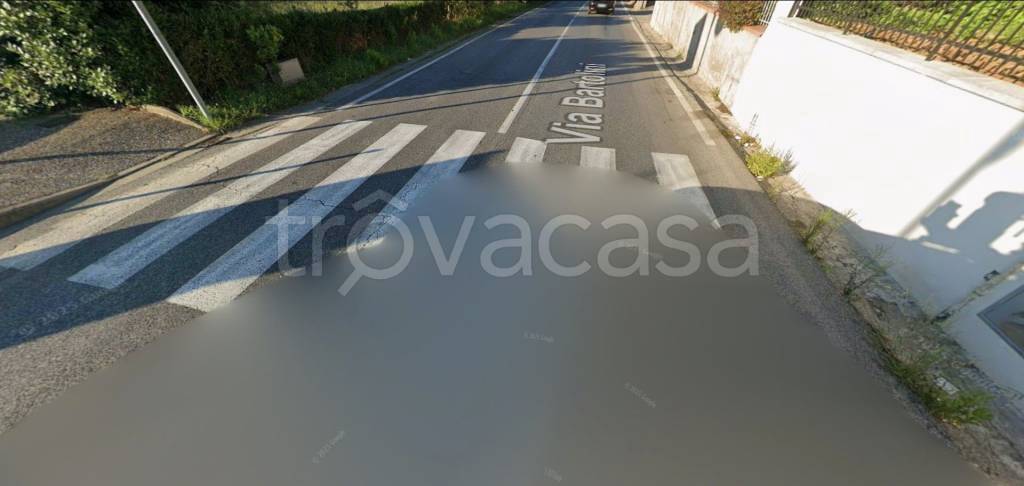 locale commerciale in vendita a Larciano