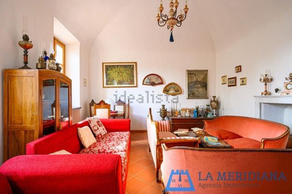 casa indipendente in vendita a Larciano