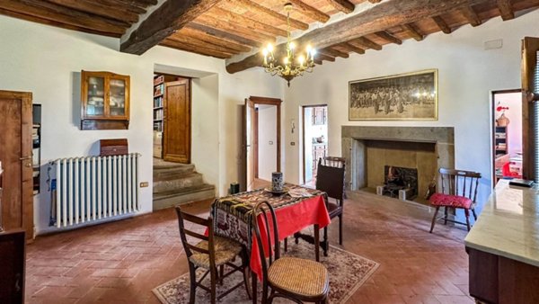 casa indipendente in vendita a Larciano