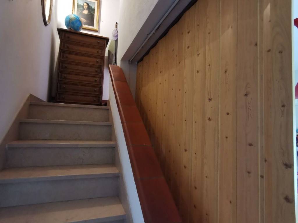 casa indipendente in vendita a Larciano