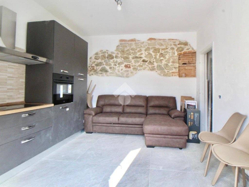 casa indipendente in vendita a Larciano in zona Biccimurri