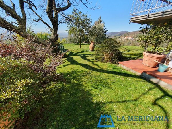 casa indipendente in vendita a Larciano