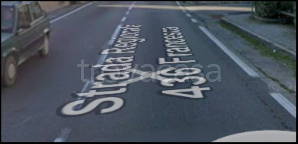 capannone in vendita a Larciano in zona Castelmartini