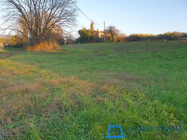 casa indipendente in vendita a Larciano