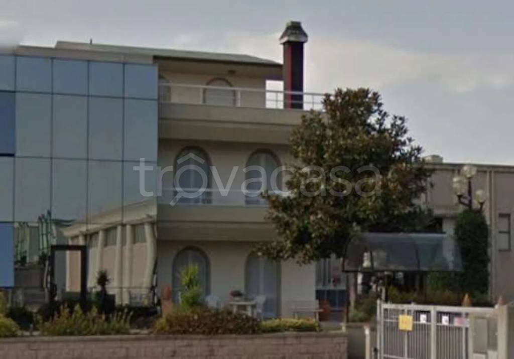 casa indipendente in vendita a Larciano