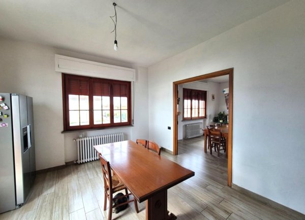 casa indipendente in vendita a Larciano