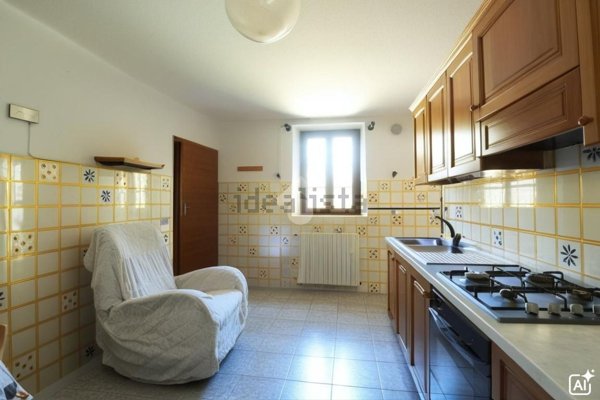 casa indipendente in vendita a Larciano