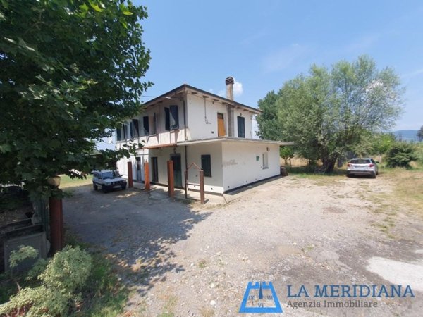 casa indipendente in vendita a Larciano in zona Biccimurri