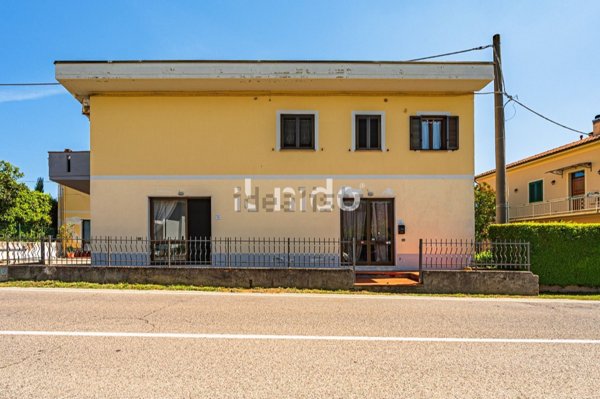 negozio in vendita a Larciano