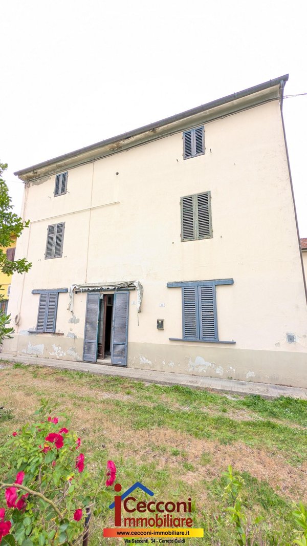 intera palazzina in vendita a Larciano