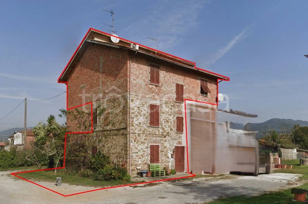 casa indipendente in vendita a Larciano in zona Biccimurri