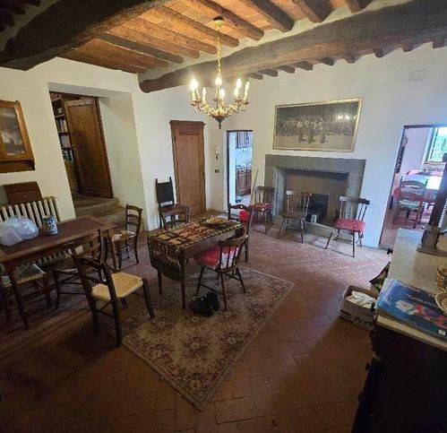 casa indipendente in vendita a Larciano in zona Cecina