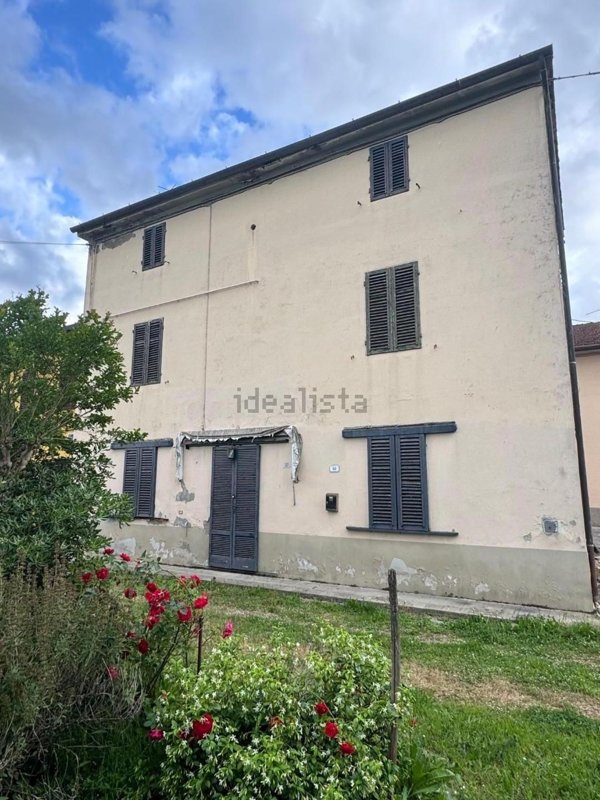 casa indipendente in vendita a Larciano