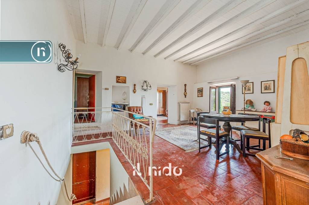 casa indipendente in vendita a Larciano