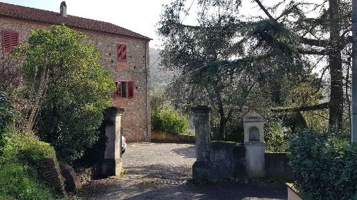 casa indipendente in vendita a Larciano