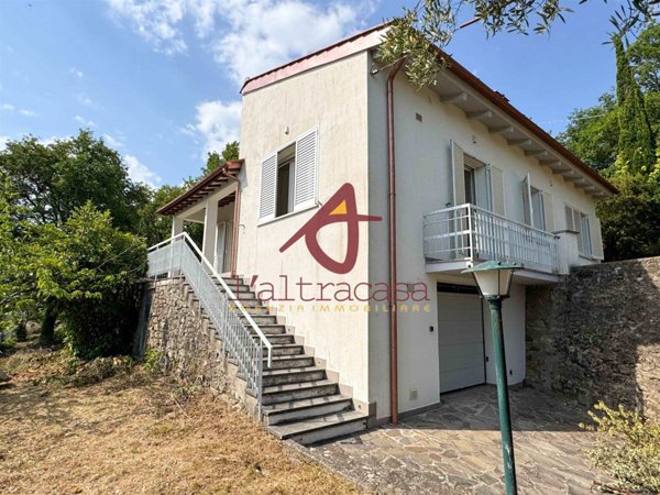 casa indipendente in vendita a Larciano