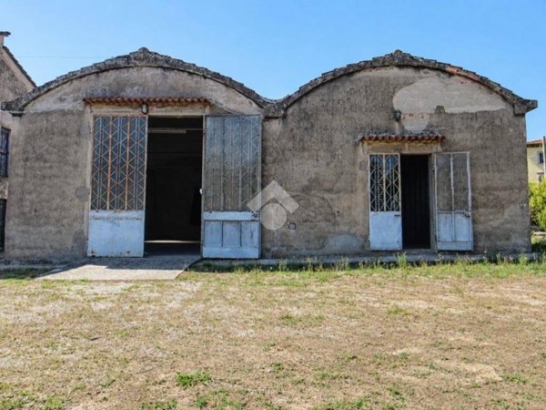 casa indipendente in vendita a Larciano