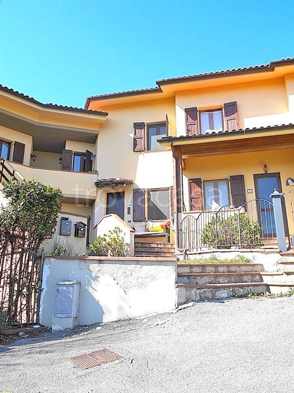 casa indipendente in vendita a Marliana