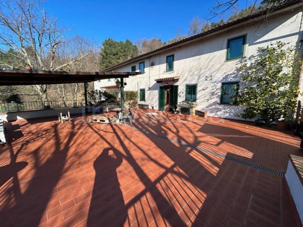 casa indipendente in vendita a Marliana in zona Casore del Monte