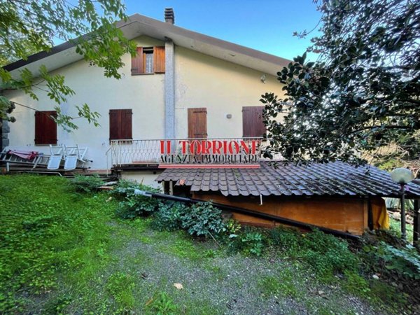 casa indipendente in vendita a Marliana