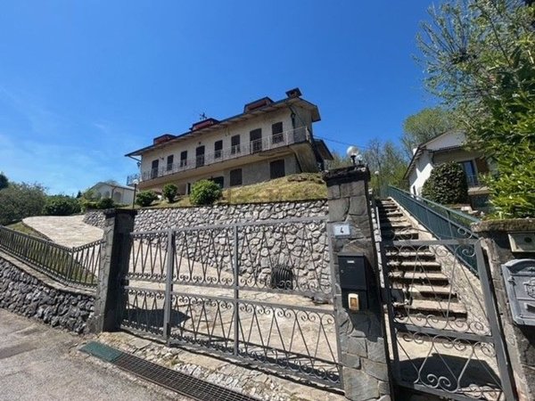 appartamento in vendita a Marliana in zona Momigno