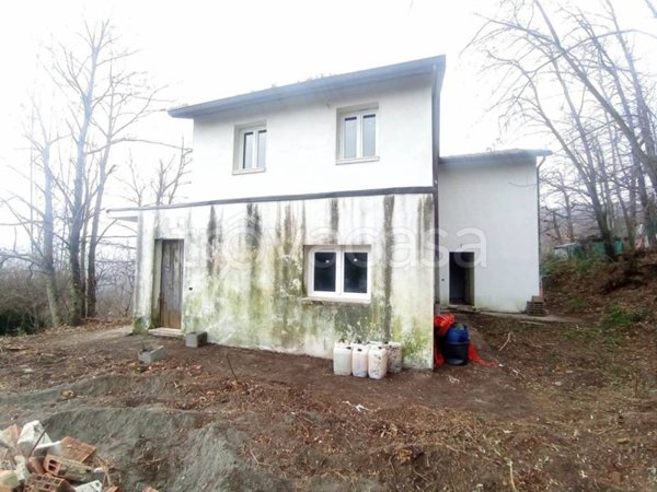 casa indipendente in vendita a Marliana in zona Momigno