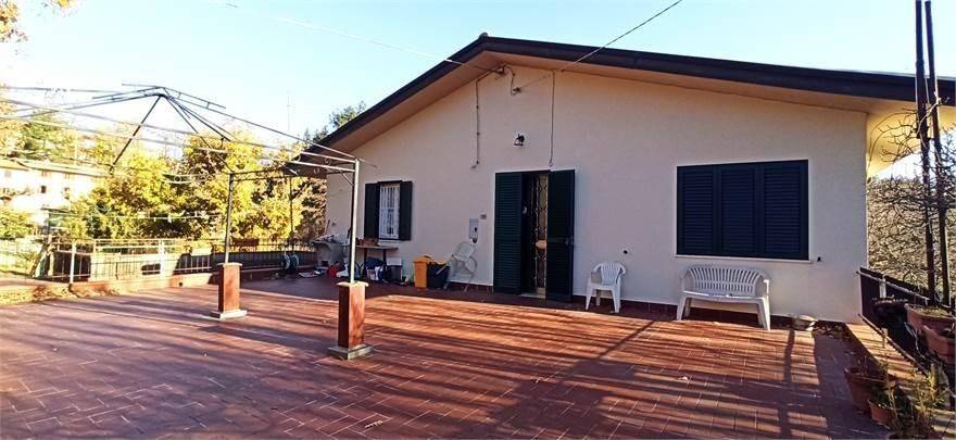 casa indipendente in vendita a Marliana in zona Panicagliora