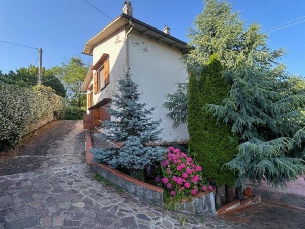 casa indipendente in vendita a Marliana