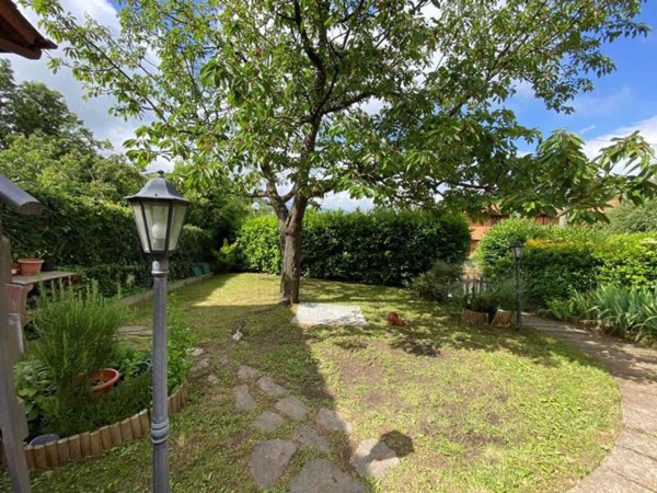 appartamento in vendita a Marliana in zona Momigno