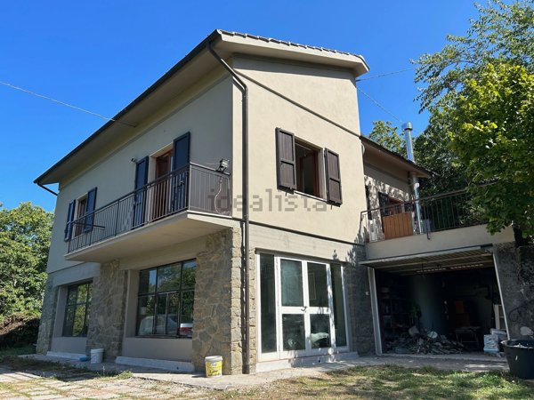 casa indipendente in vendita a Marliana