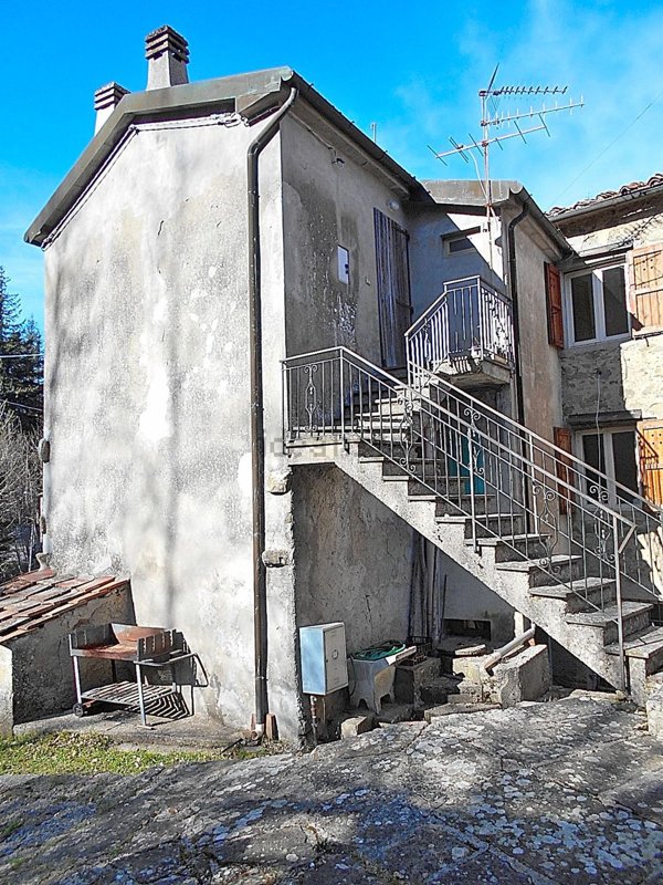 appartamento in vendita a Marliana in zona Femminamorta