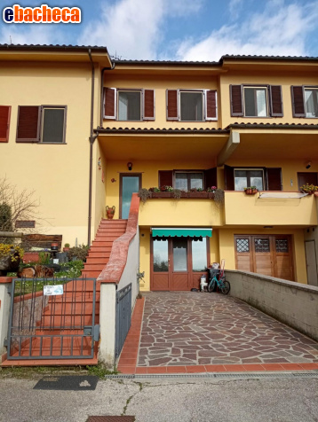 casa indipendente in vendita a Marliana in zona Giampierone