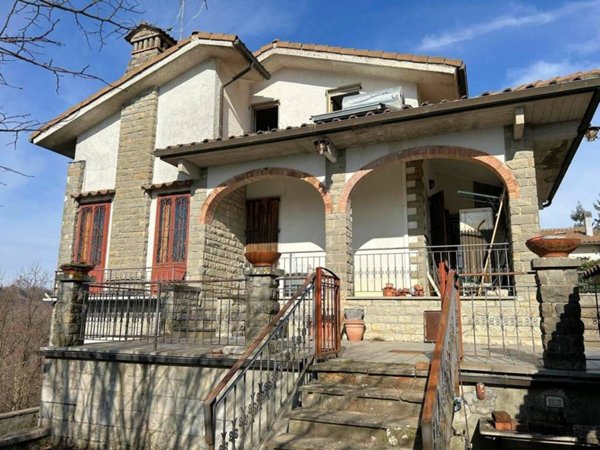 casa indipendente in vendita a Marliana in zona Femminamorta