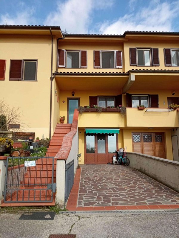 casa indipendente in vendita a Marliana in zona Montagnana