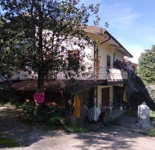 casa indipendente in vendita a Marliana