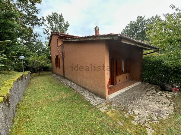 appartamento in vendita a Marliana in zona Momigno