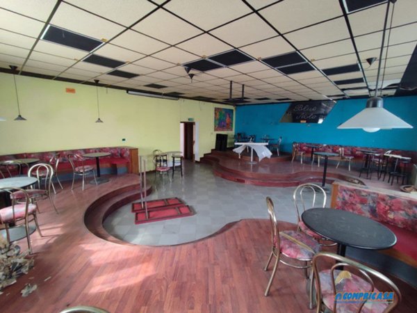 negozio in vendita a Marliana in zona Montagnana