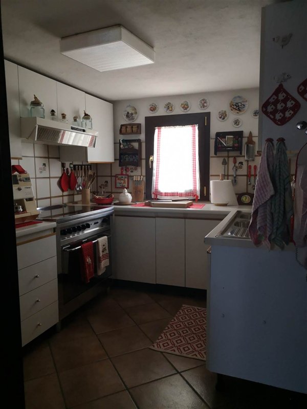 casa indipendente in vendita a Marliana in zona Momigno