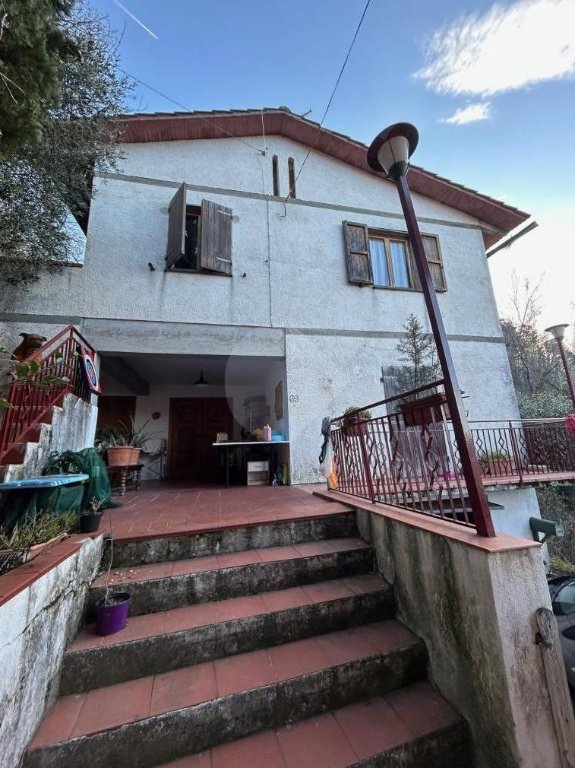 casa indipendente in vendita a Marliana in zona Fagno