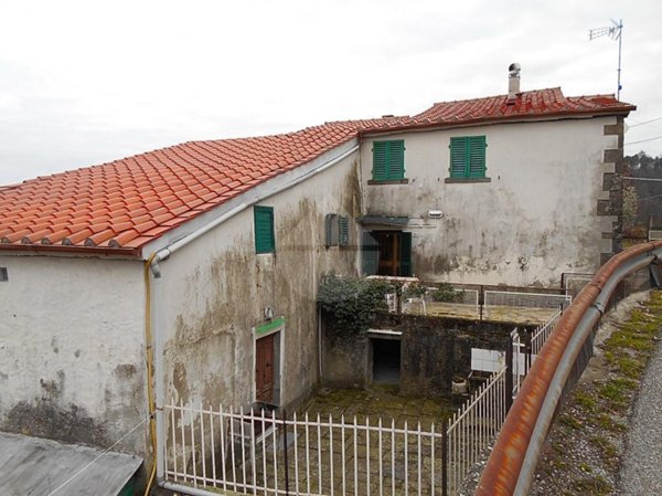 casa indipendente in vendita a Marliana in zona Montagnana