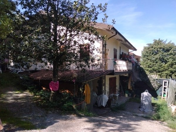 casa indipendente in vendita a Marliana