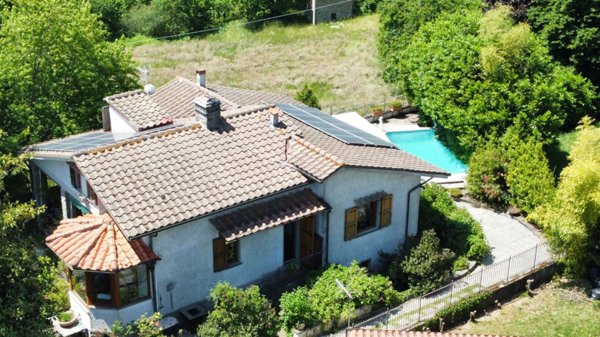 casa indipendente in vendita a Marliana in zona Momigno