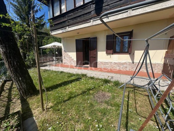 appartamento in vendita a Marliana in zona Momigno