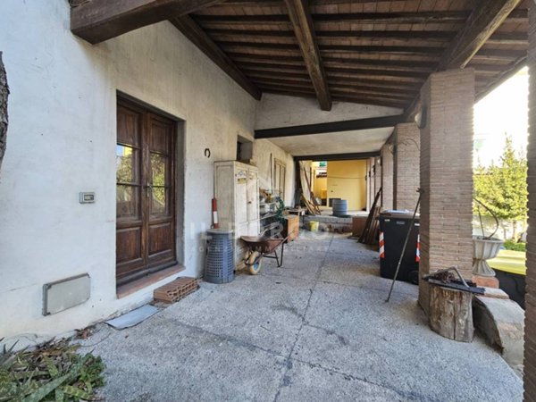 casa indipendente in vendita a Marliana