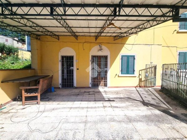 casa indipendente in vendita a Marliana in zona Momigno