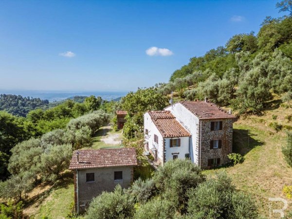 casa indipendente in vendita a Marliana