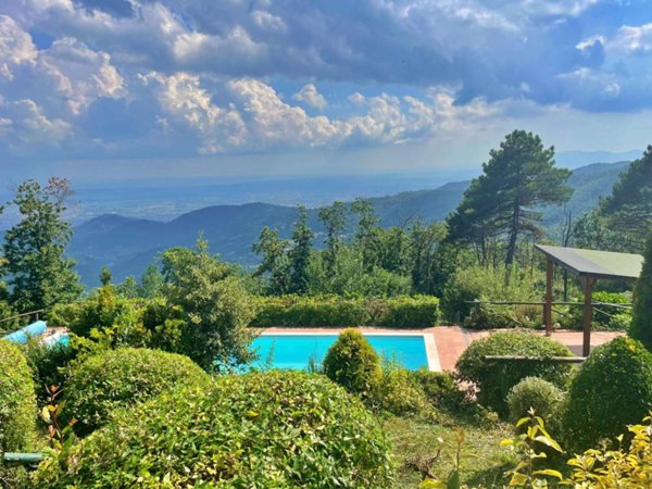 casa indipendente in vendita a Marliana in zona Avaglio