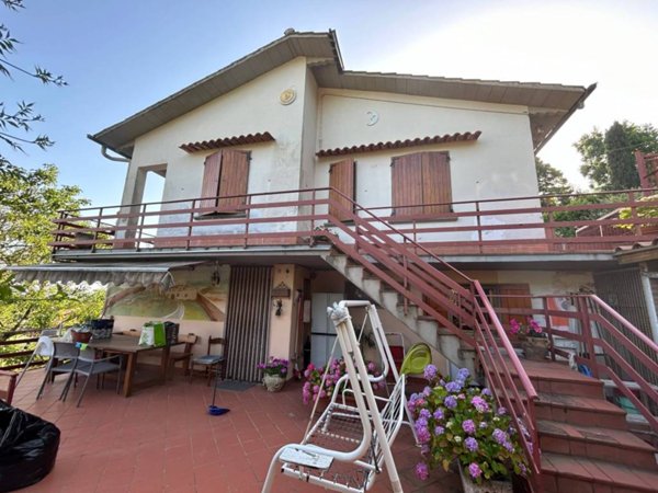 casa indipendente in vendita a Marliana