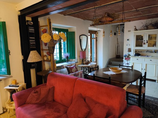 casa indipendente in vendita a Marliana in zona Casore del Monte